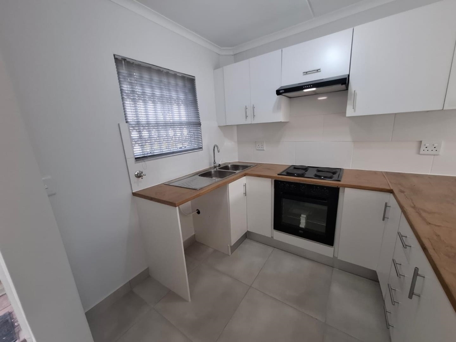 To Let 2 Bedroom Property for Rent in West Beach Western Cape